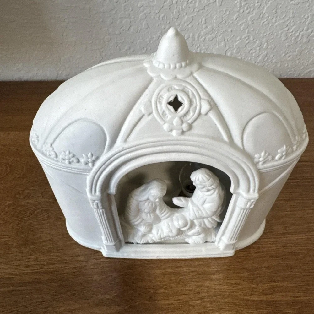 Vntg Porcelain Nativity Scene Lighted Corded Bethlehem Collection 1996 Edition